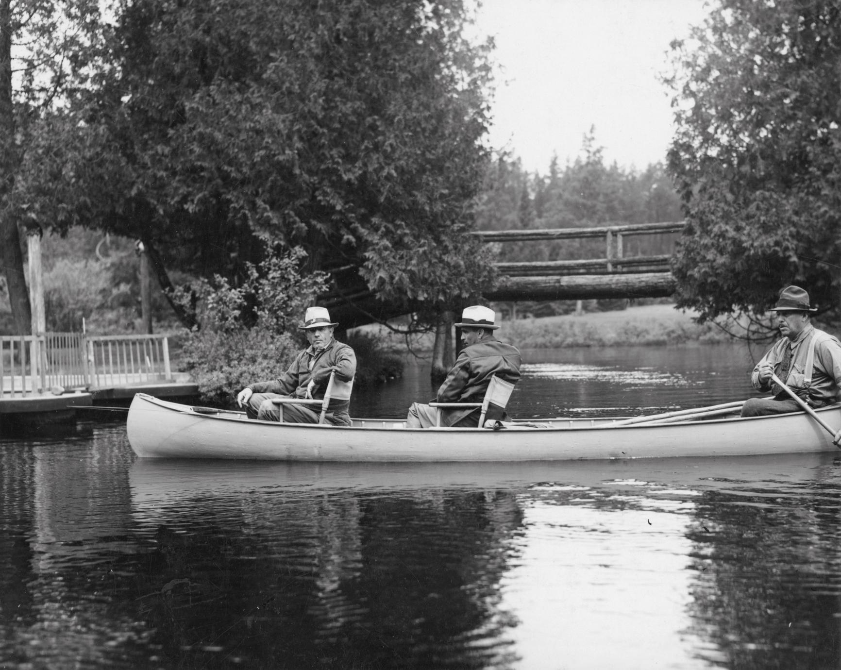 ‎Indiana governor canoeing Brule River UWDC UWMadison Libraries