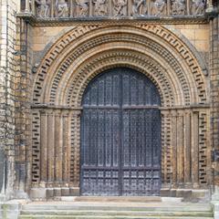 Lincoln Cathedral west front main portal