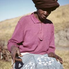 Nongenile Masithathu Zenani, performing