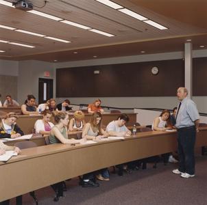 Biology professor Wayne Schaefer lecturing