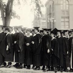 1920 women graduates