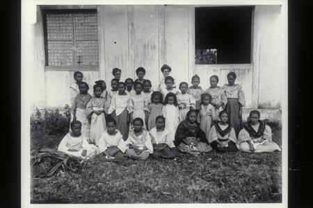 Filipino school girls and teachers, Surigao, 1901
