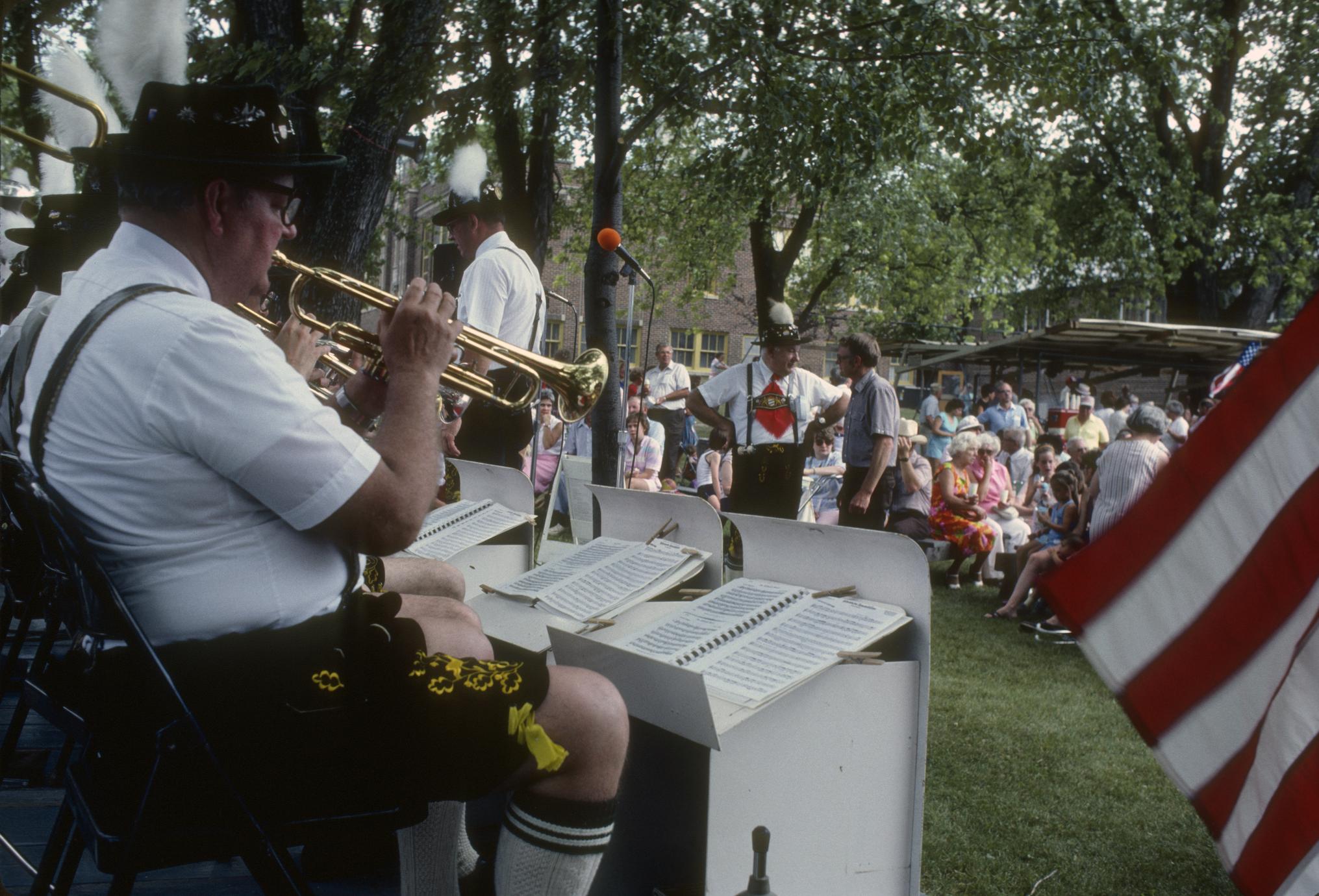 ‎The Freistadt Alte Kameraden Band performs UWDC UWMadison Libraries