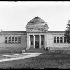 Library, figures on step