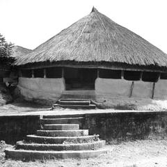 Yalunka Round House