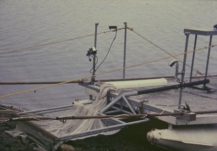 Pontoon barge with electrofishing-enhanced pushnet on bow