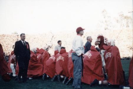 UW football team on sidelines, 1963 Rose Bowl