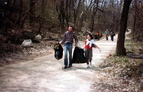 Chris Luecke and Maria Gonzalez cleaning up the Lakeshore Path