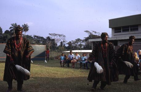 Yoruba Dondon dancers