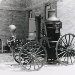 Old fire pumper, Omro