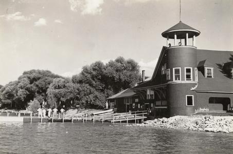 UW boathouse
