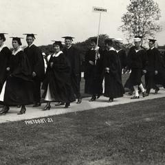 1918 graduation procession