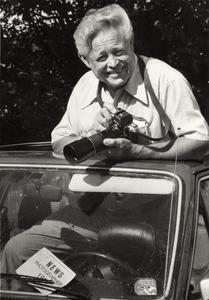 Vern Arendt with his camera