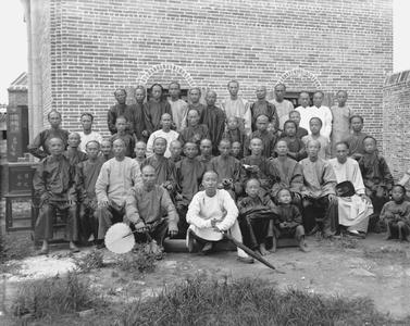 Male members of church at Yeungkong 陽江.