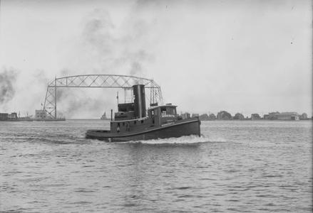 Tug Minnesota with Bridge in Duluth Harbor