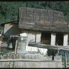 Muang Kasy : houses