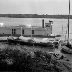 Pinifore (Private pleasure boat, 1941)