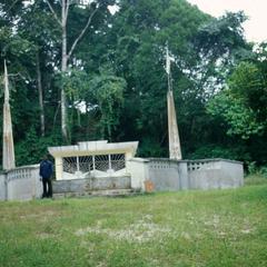 Tomb of the Last King of Loango