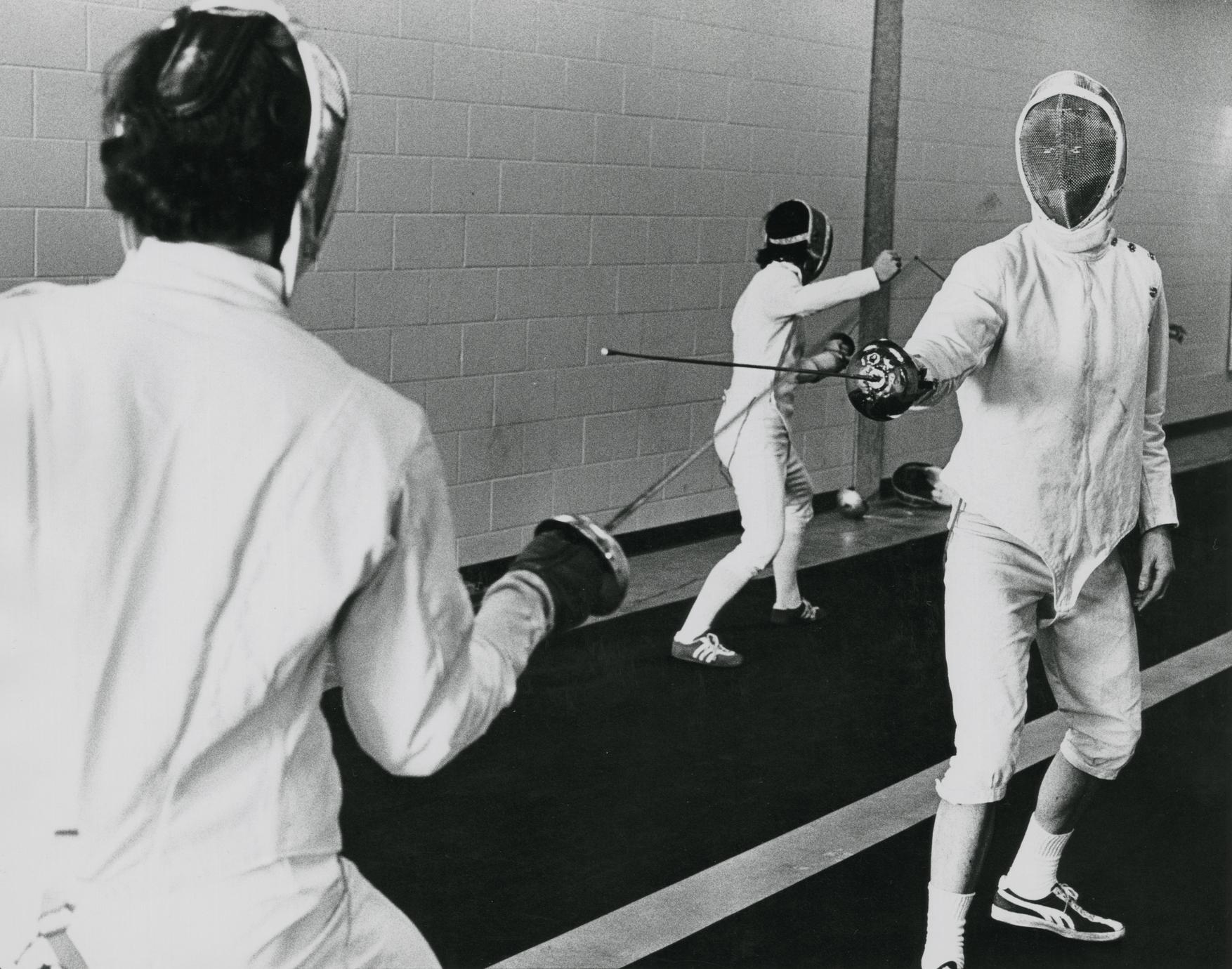 ‎Fencing team UWDC UWMadison Libraries