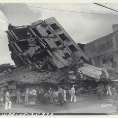 Ruins of Unjien Building in Manila, 1945
