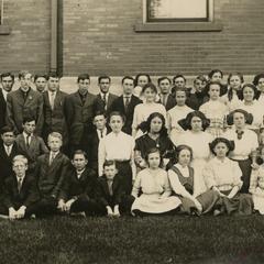 Two Rivers High School class of 1914