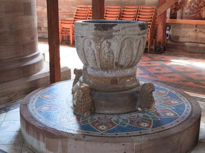 Hereford Cathedral Norman baptismal font