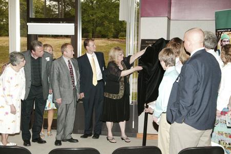 Unveiling of the plaque for the Weidner Memorial Carillon
