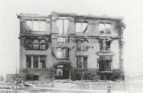 Fire destroys Old Main 1914