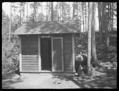 Trout Lake mens bathouse