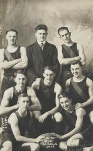 New Glarus basketball team, 1915-16