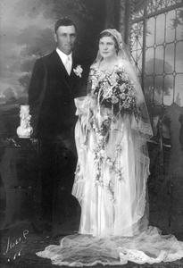 Wedding Portrait Amandus Olsen and Cora Jacobson, 1938-1940