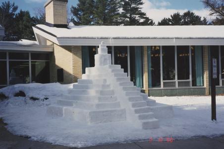 Snow pyramid