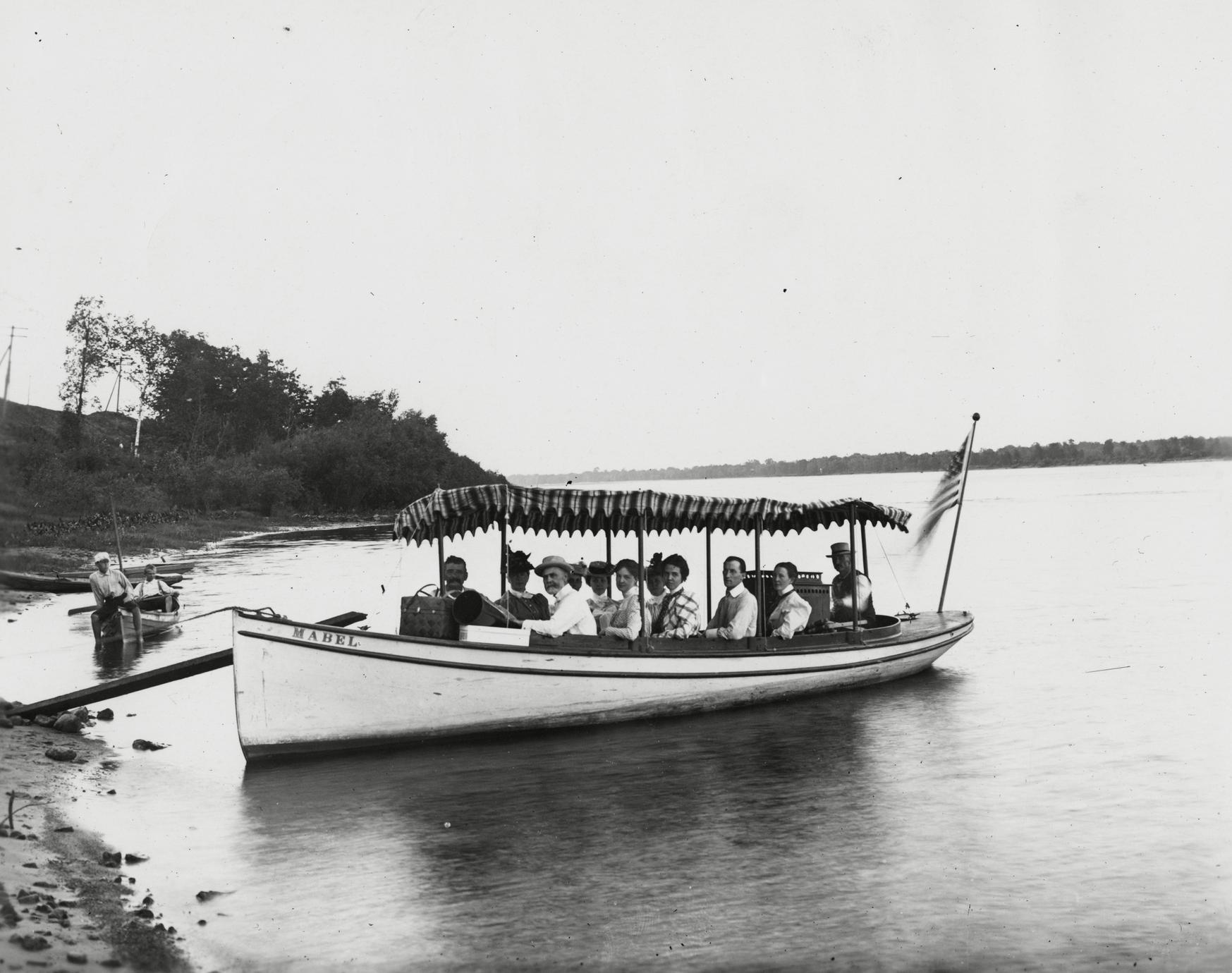 Mabel (Private pleasure boat, circa 1915) - UWDC - UW