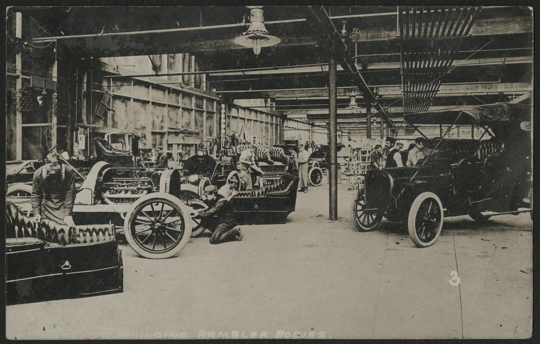 ‎Jeffery factory employees at work - UWDC - UW-Madison Libraries