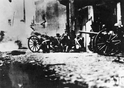 Japanese artillery firing on East Baoxing Road 東寳興路