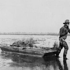 Pulling the float "Binnacle Bat II," Rio Grande River, New Mexico, 1918