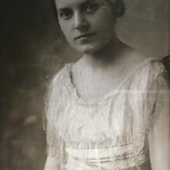 Daughter of Theda Clark Peters