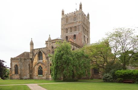 Tewkesbury Abbey from the northeast