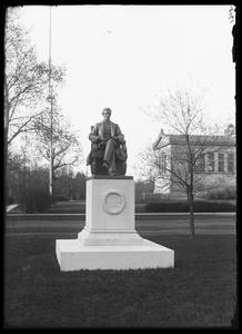 Lincoln Monument, Library Park