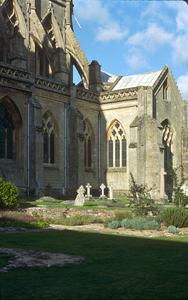 Wells Cathedral exterior sanctuary and southeast transept