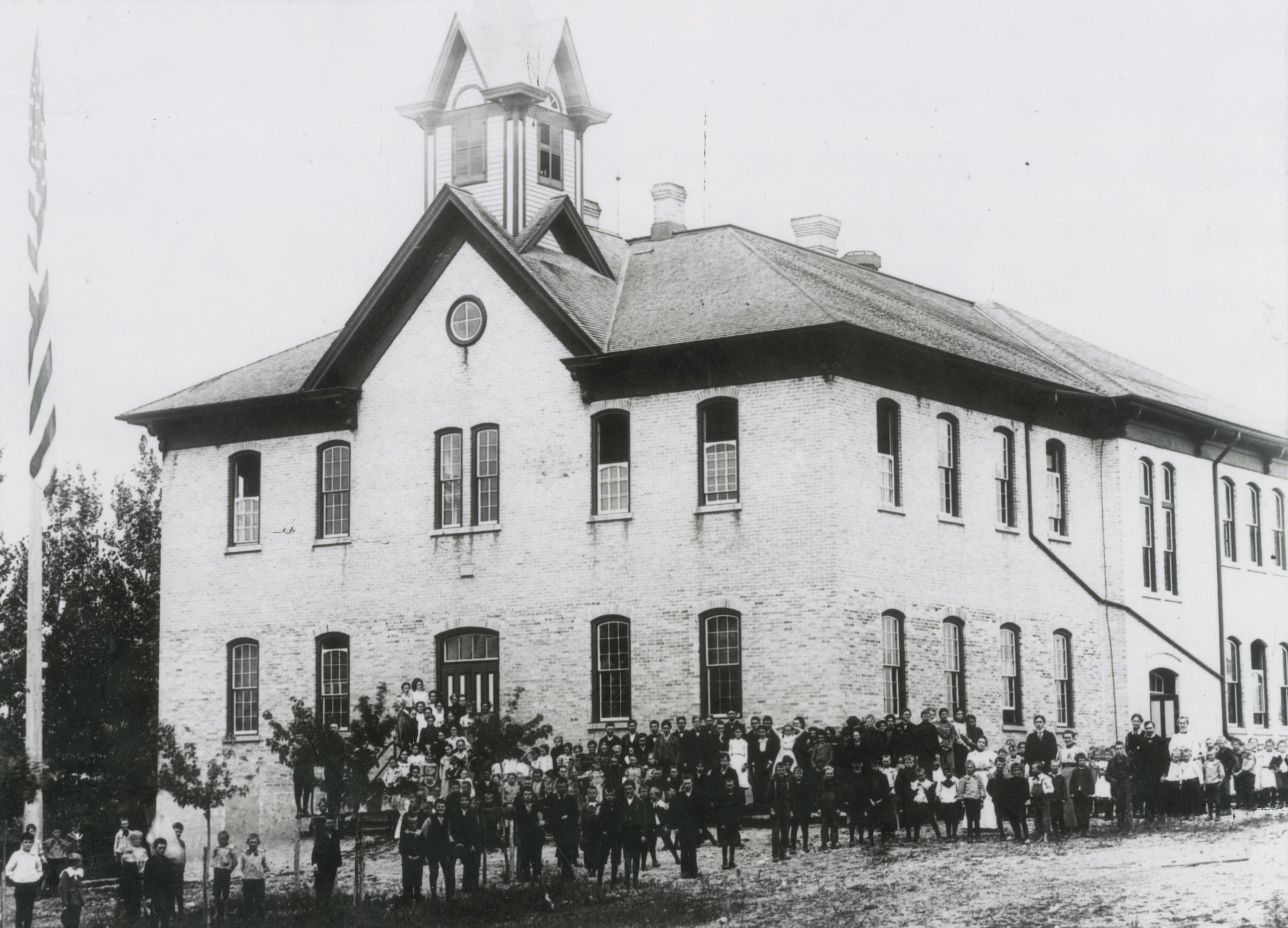 ‎Kiel Grade/ High School UWDC UWMadison Libraries