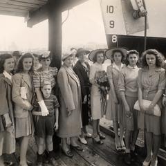 Forties fashions at a minesweeper launching