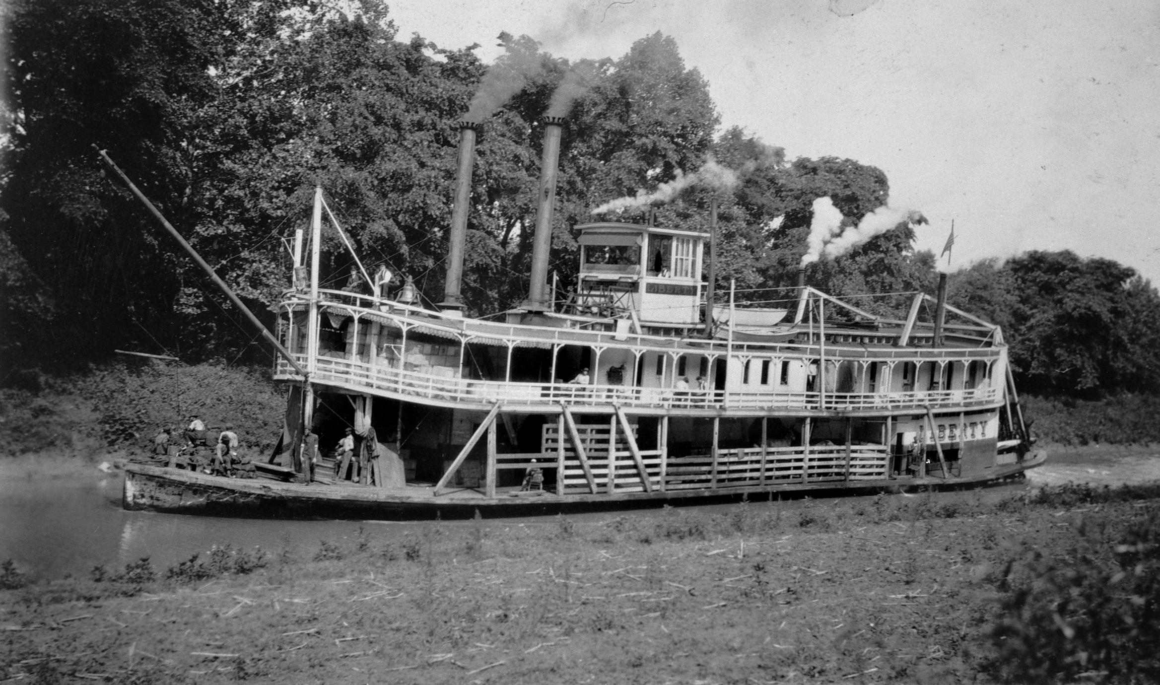 ‎Liberty (Packet/Towboat, 1912-1938) - UWDC - UW-Madison Libraries