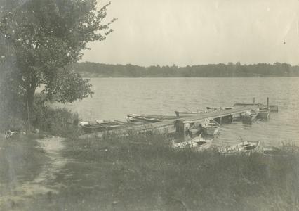 Boats on Tichigan Lake