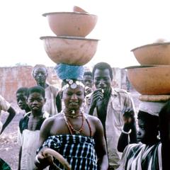 Sati Fulbe Women Selling Milk