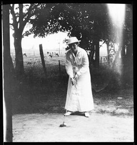 Agnes Durrie at golf