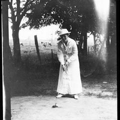 Agnes Durrie at golf