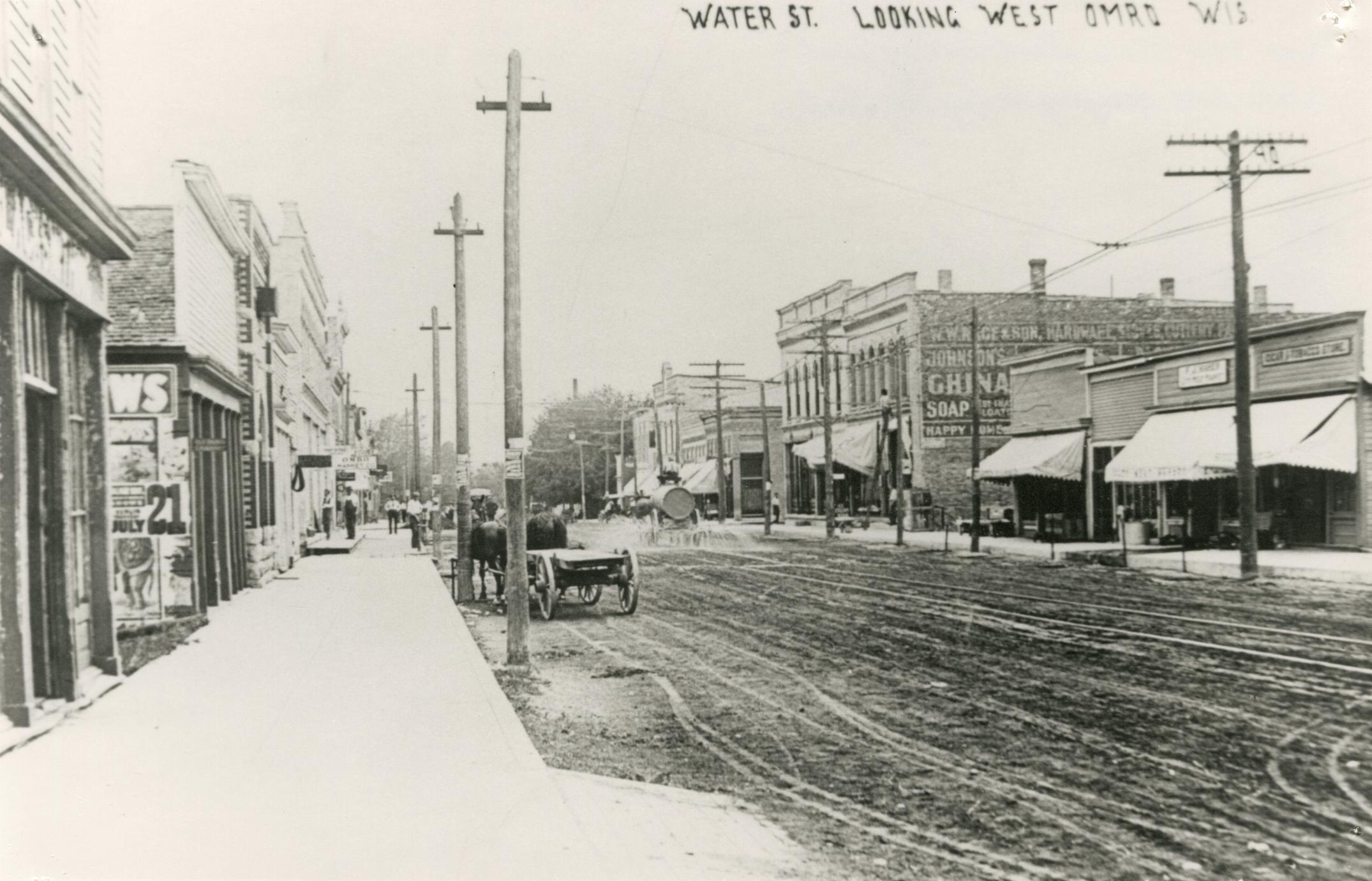 ‎Water St. looking west, Omro, Wisconsin - UWDC - UW-Madison Libraries