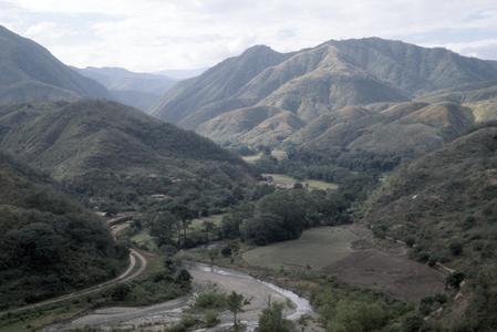 Valley Río Grande, south of El Progreso
