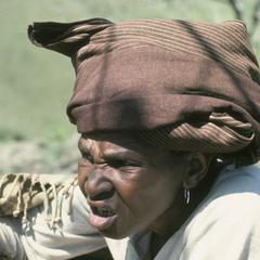 Nongenile Masithathu Zenani, performing